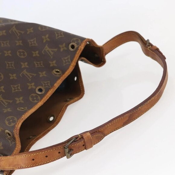 LOUIS VUITTON Monogram Noe Shoulder Bag M42224 LV Auth 144238 - Picture 7 of 15